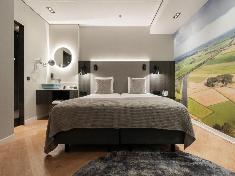 Mercure Hotel Schiphol Terminal image