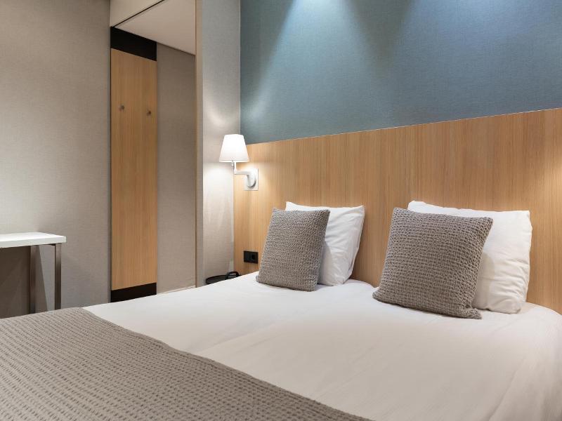 Mercure Hotel Schiphol Terminal image