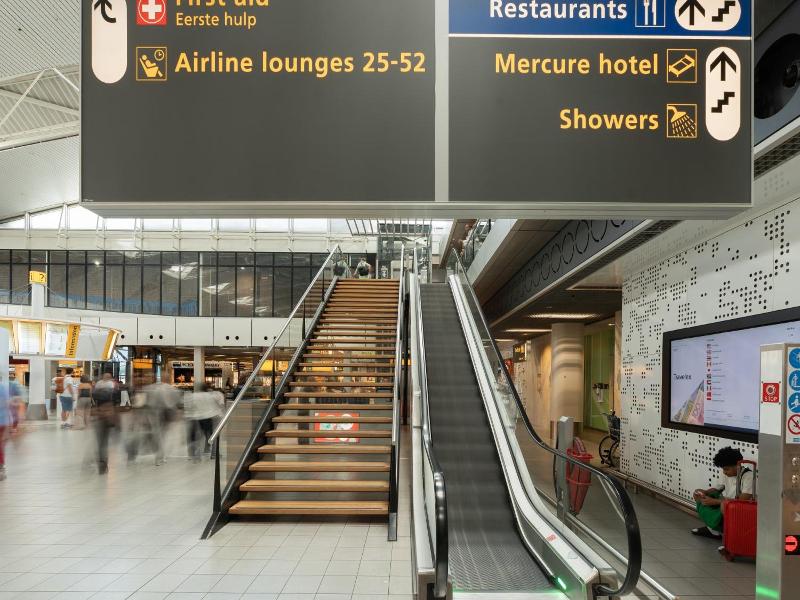 Mercure Hotel Schiphol Terminal image