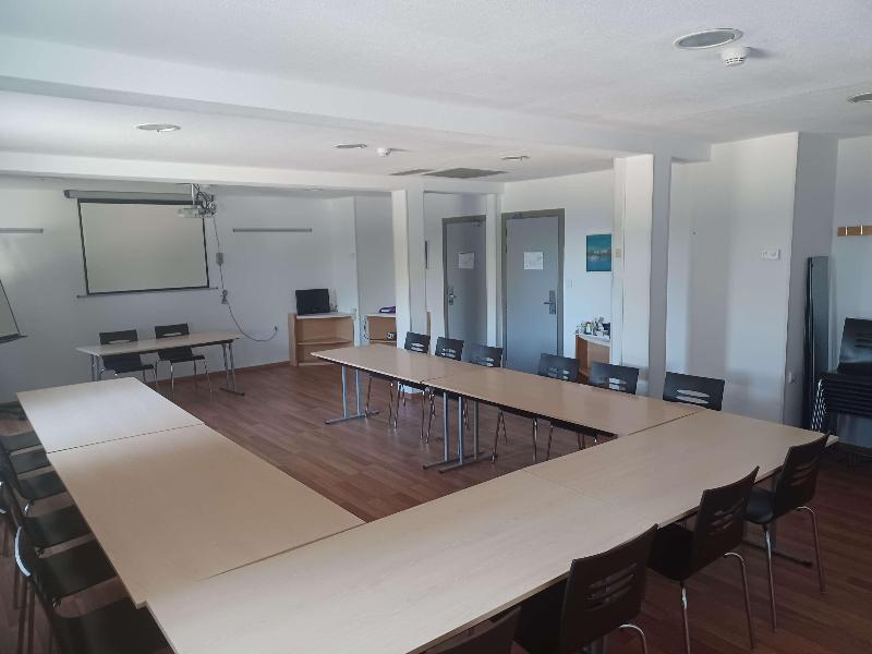 ibis Alicante image