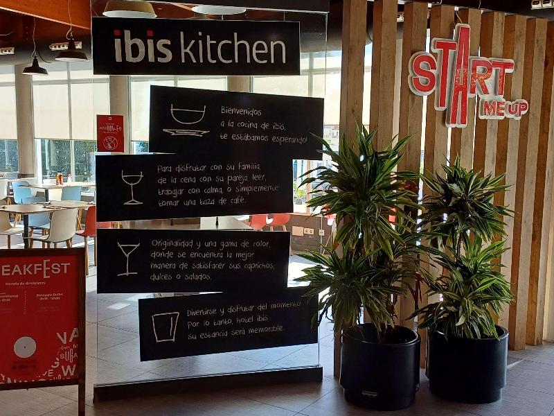 ibis Alicante image