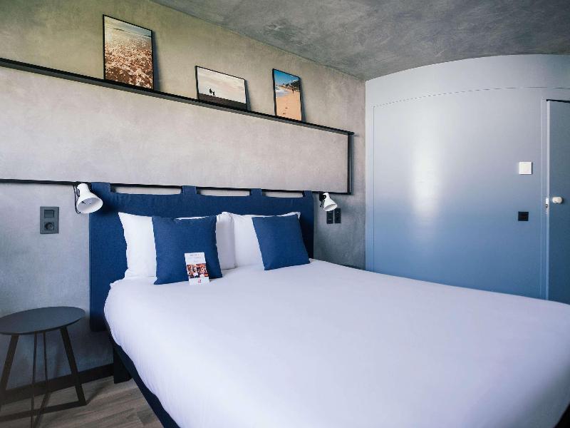 ibis Alicante image