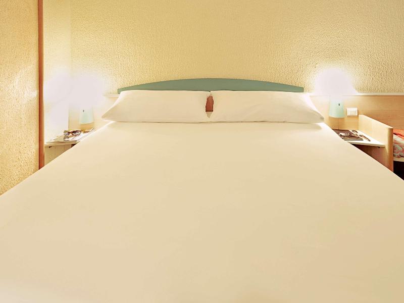 ibis Alicante image