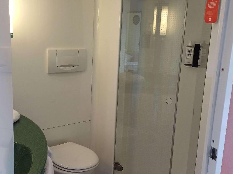 ibis Alicante image