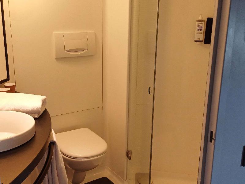 ibis Alicante image