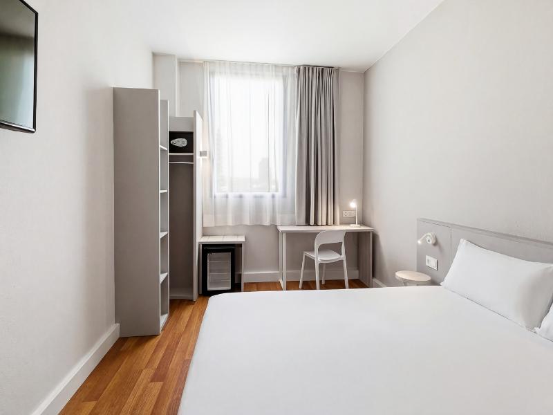 B&B HOTEL Barcelona Mataró image