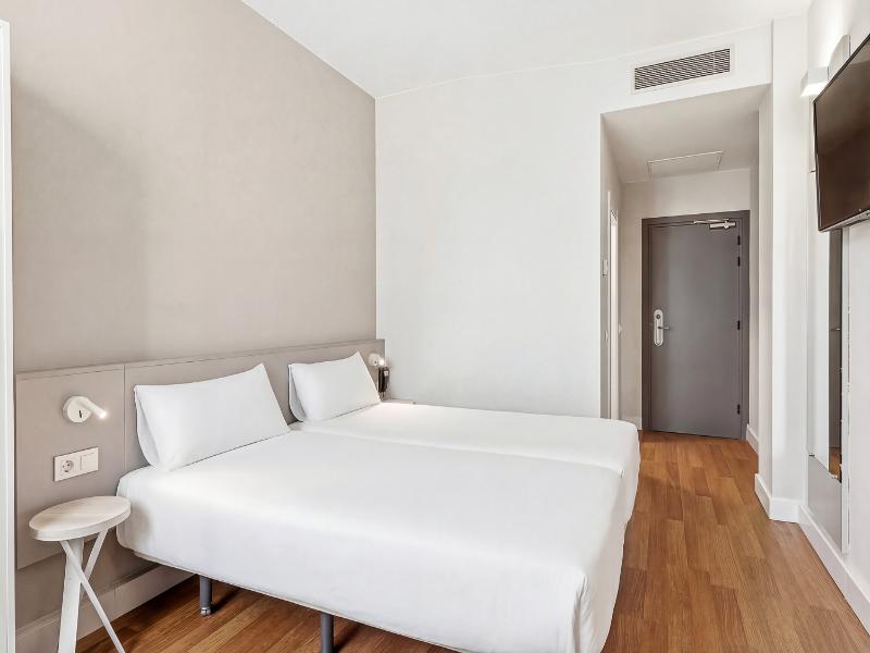 B&B HOTEL Barcelona Mataró image