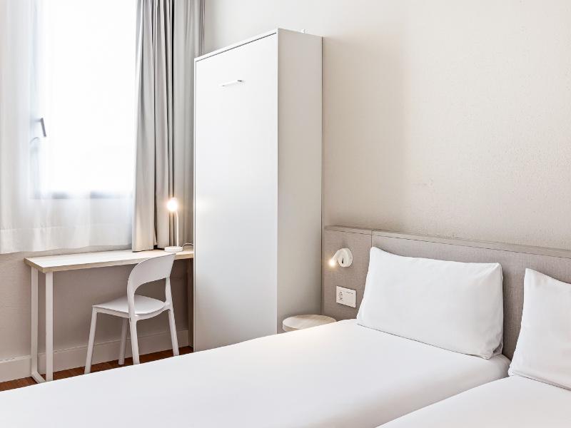 B&B HOTEL Barcelona Mataró image