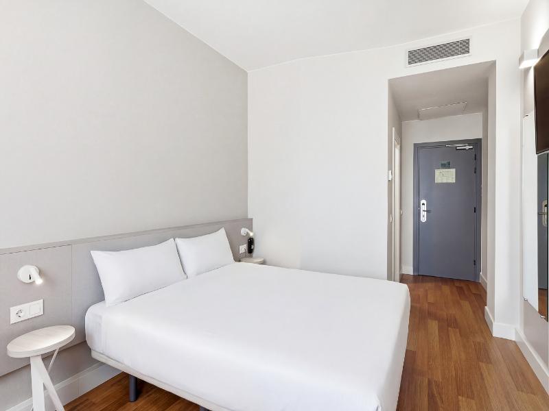 B&B HOTEL Barcelona Mataró image
