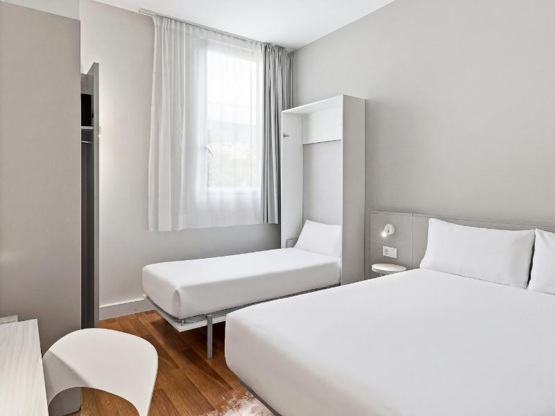 B&B HOTEL Barcelona Mataró image