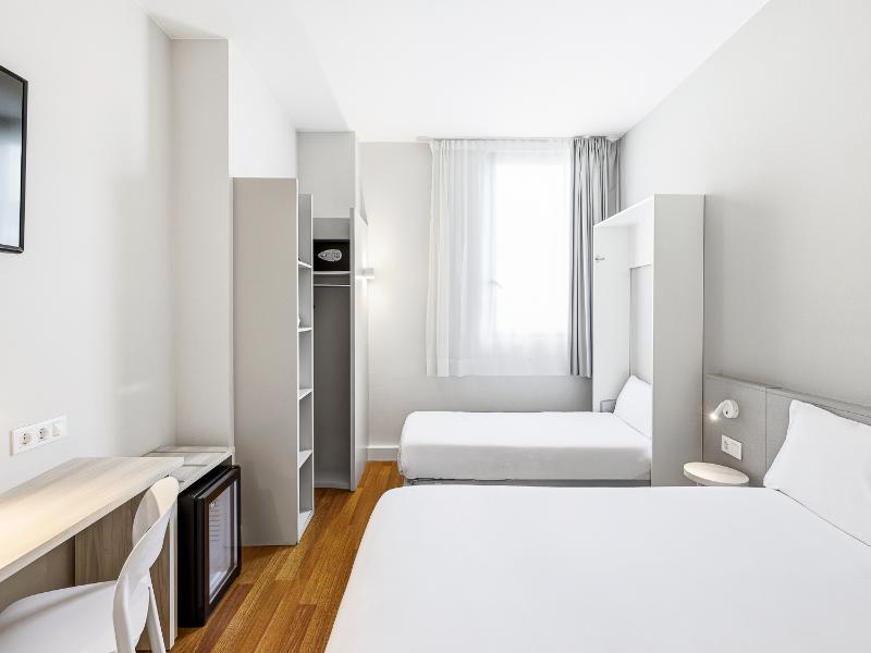 B&B HOTEL Barcelona Mataró image