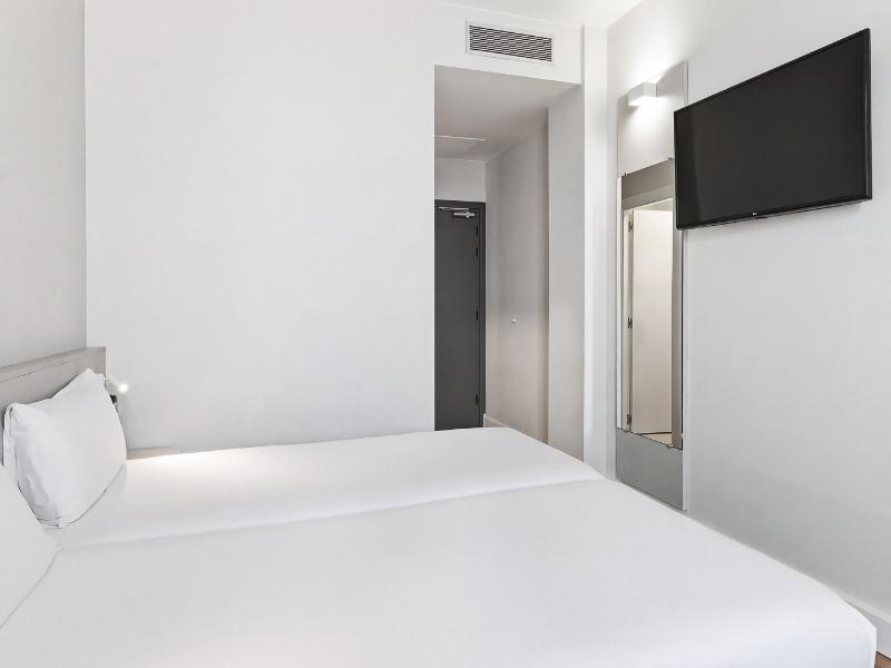 B&B HOTEL Barcelona Mataró image