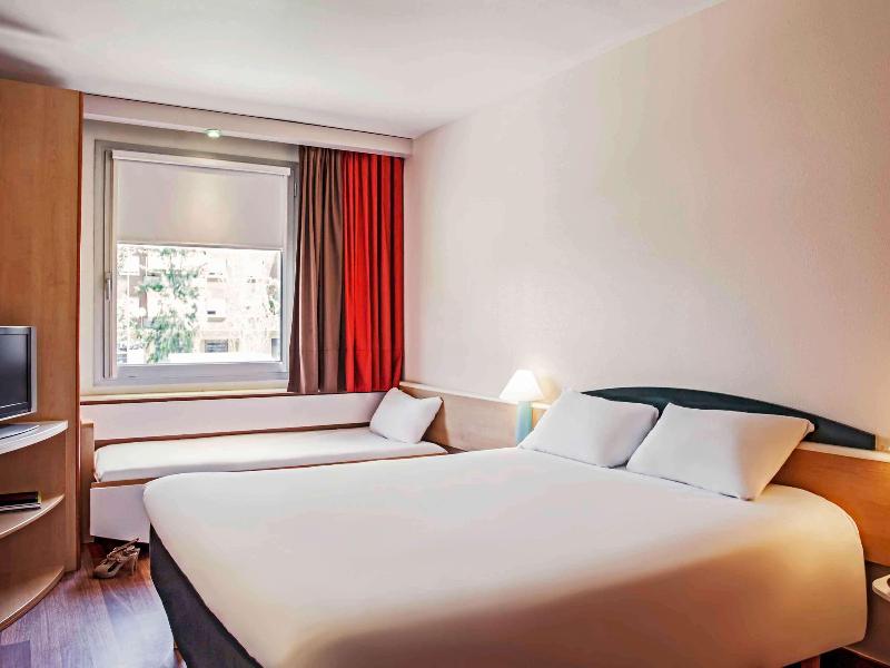 Ibis Barcelona Molins De Rei image