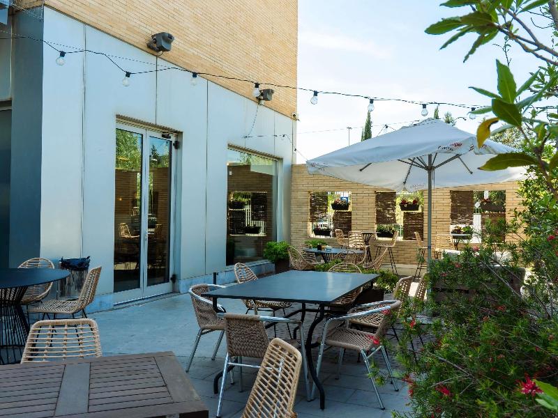Ibis Barcelona Molins De Rei image