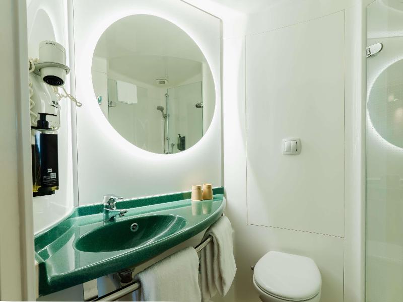 Ibis Barcelona Molins De Rei image