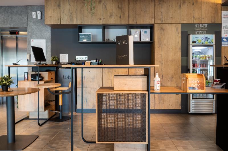 Ibis Barcelona Montmelo image