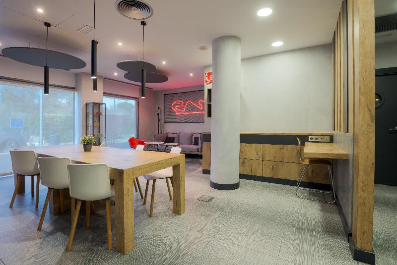 Ibis Barcelona Montmelo image