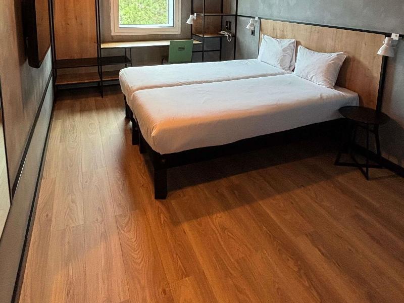 Ibis Barcelona Montmelo image