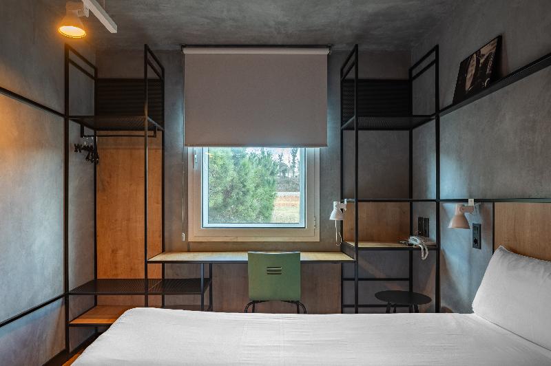 Ibis Barcelona Montmelo image