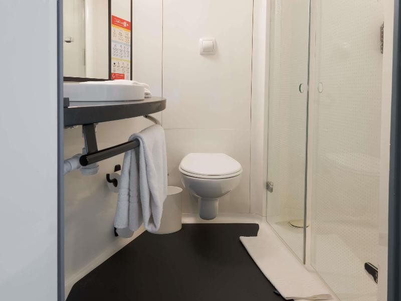 Ibis Barcelona Montmelo image