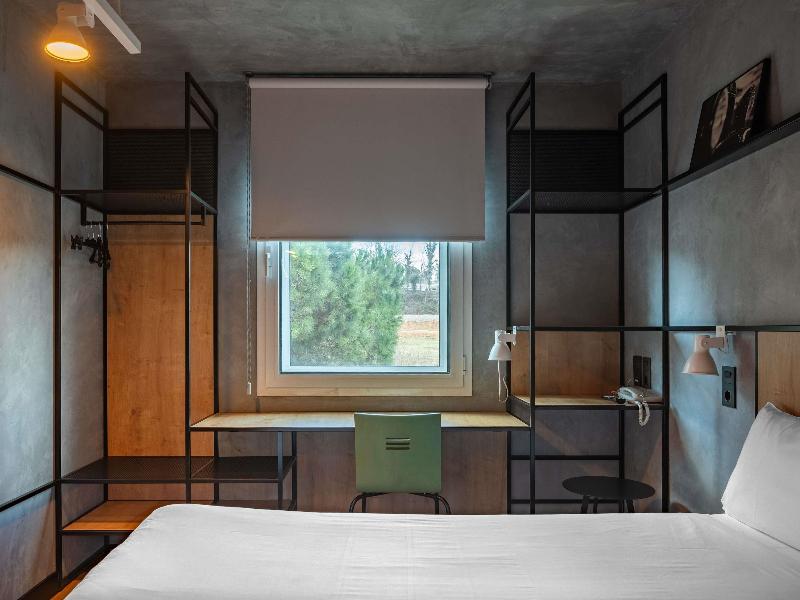 Ibis Barcelona Montmelo image