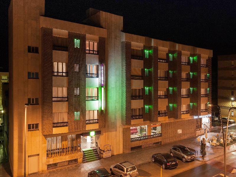ibis Styles La Rioja Arnedo image