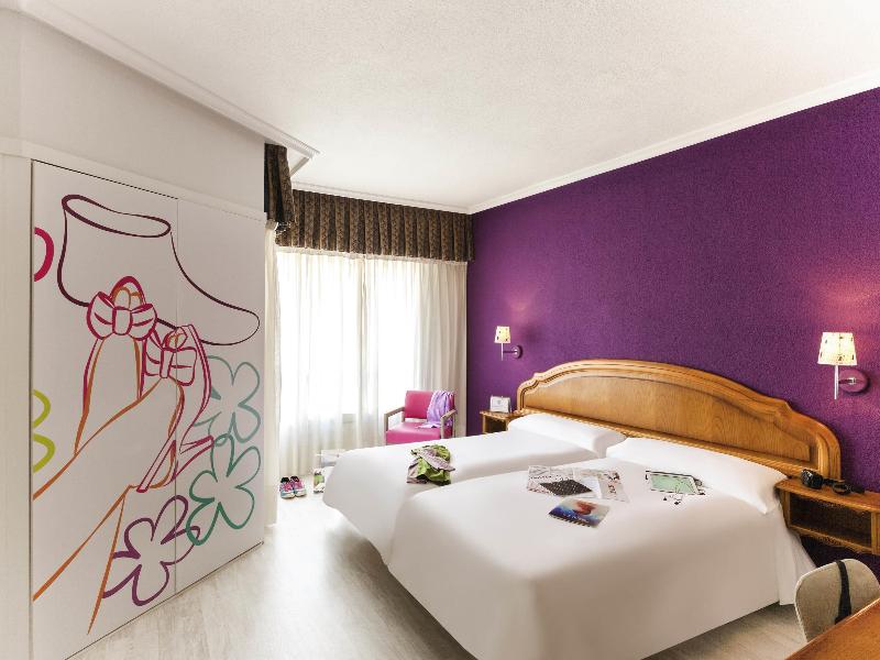 ibis Styles La Rioja Arnedo image