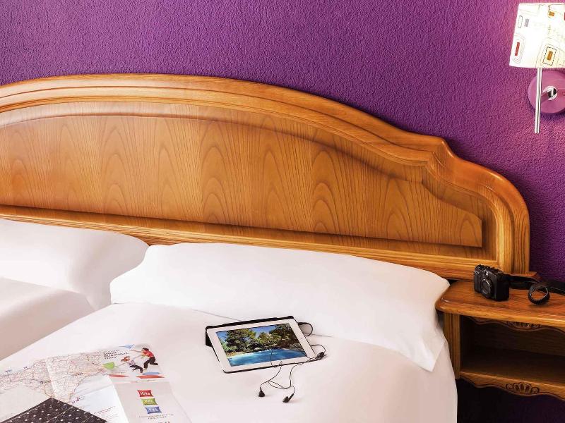 ibis Styles La Rioja Arnedo image