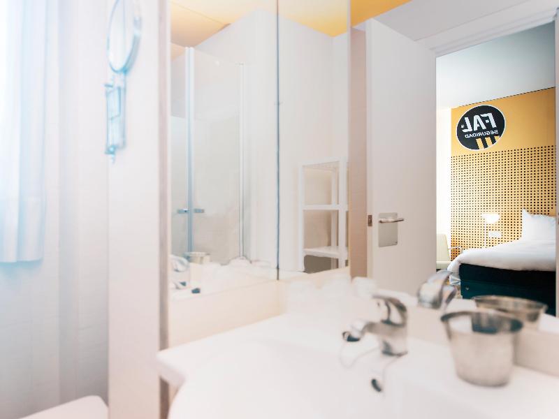ibis Styles La Rioja Arnedo image