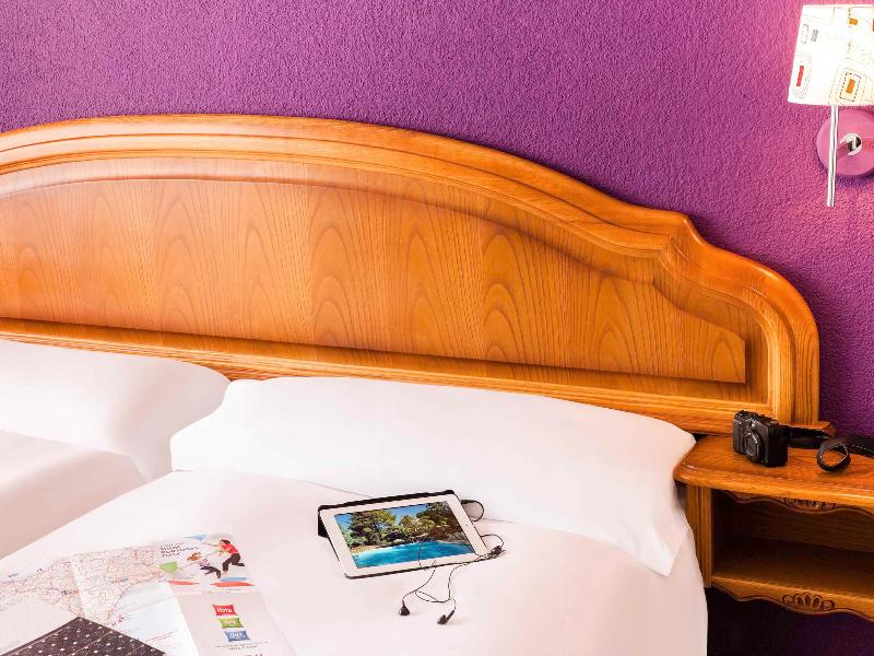 ibis Styles La Rioja Arnedo image