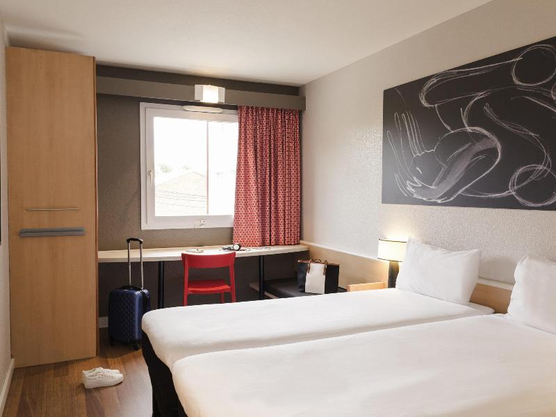 ibis Madrid Fuenlabrada image