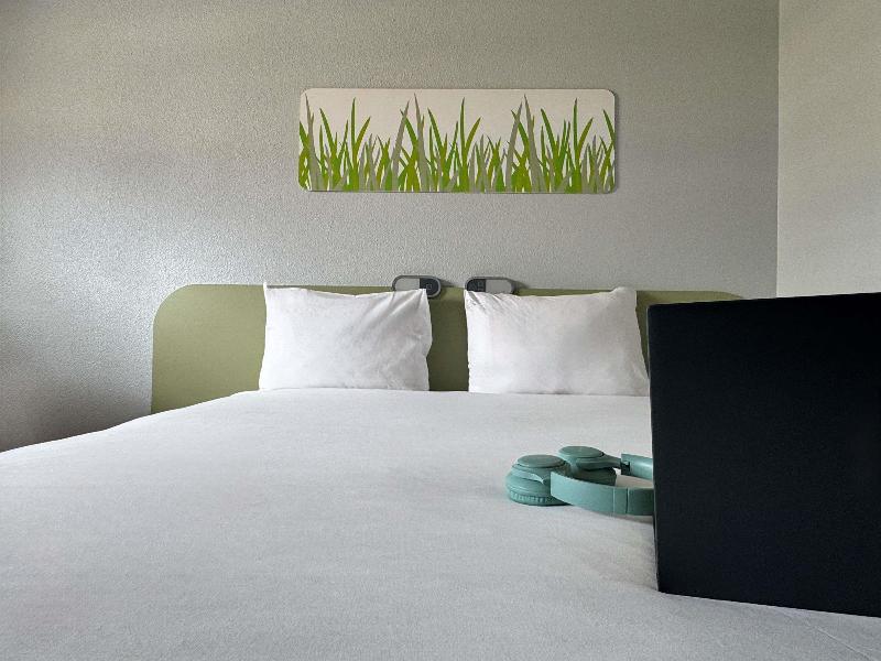 ibis budget Madrid Vallecas image