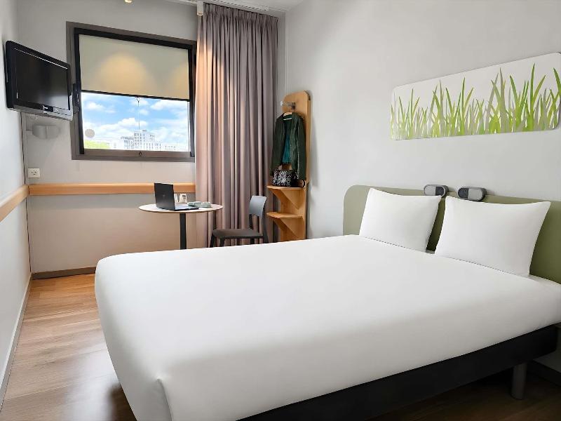 ibis budget Madrid Vallecas image