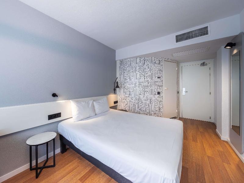 Ibis Murcia image