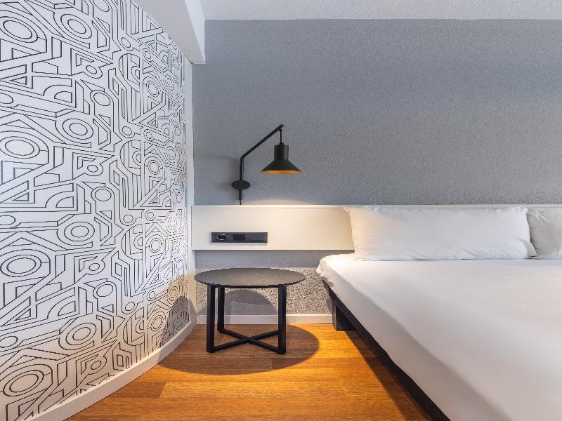 Ibis Murcia image