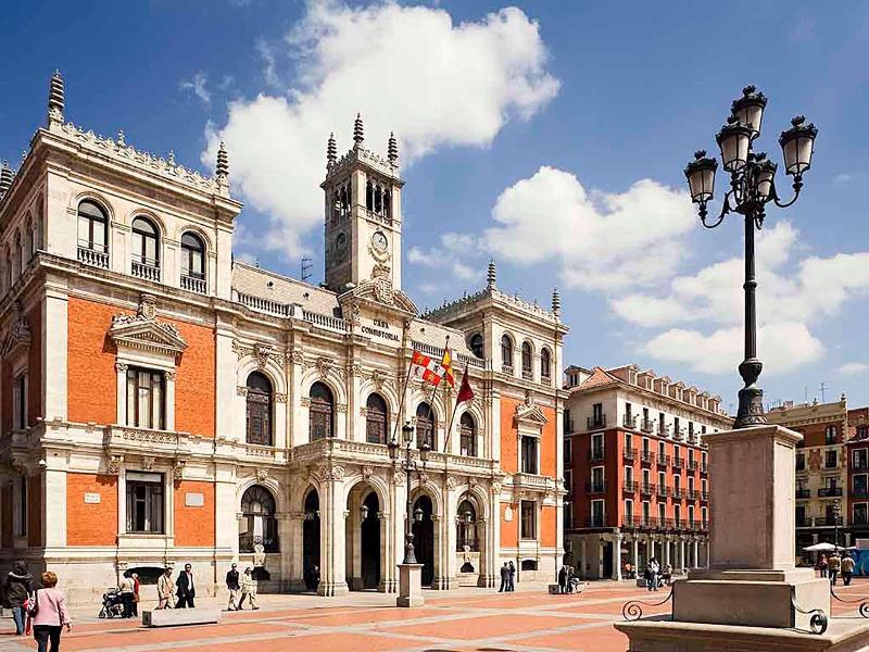 Ibis Valladolid image