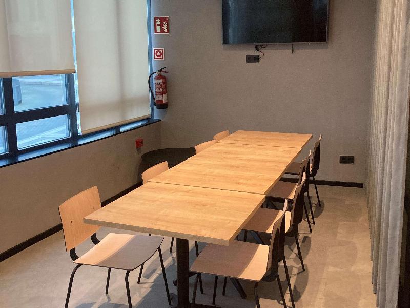 Ibis Valladolid image