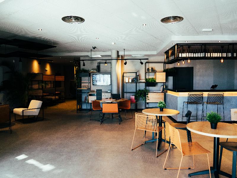 Ibis Valladolid image