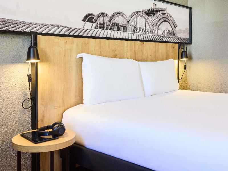 Ibis Valladolid image