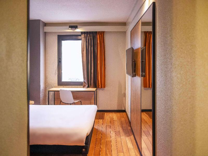 Ibis Valladolid image