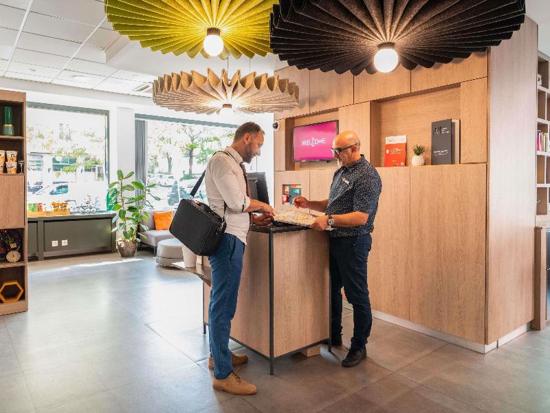 ibis Geneve Centre Gare image