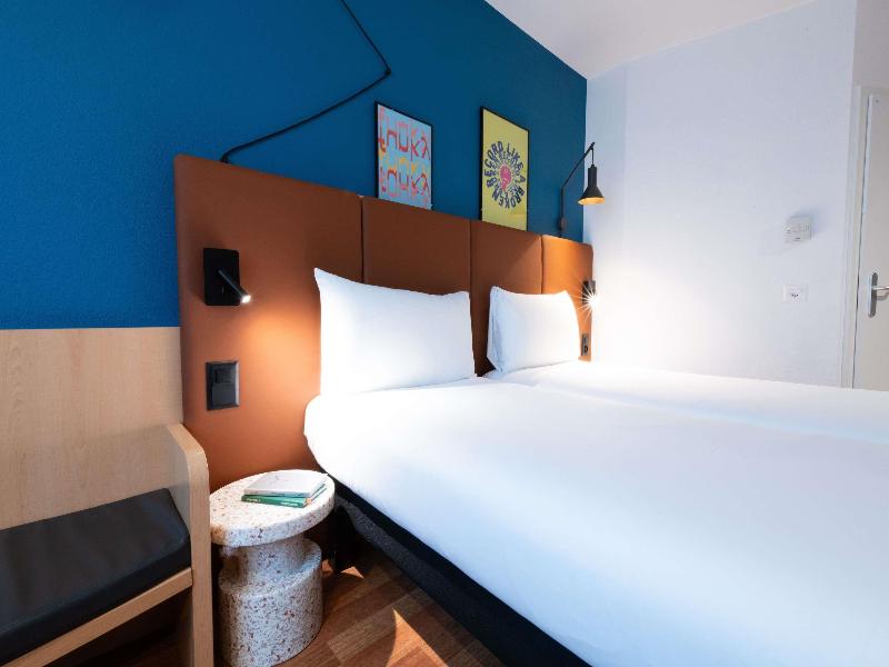 Ibis Genève Centre Nations image