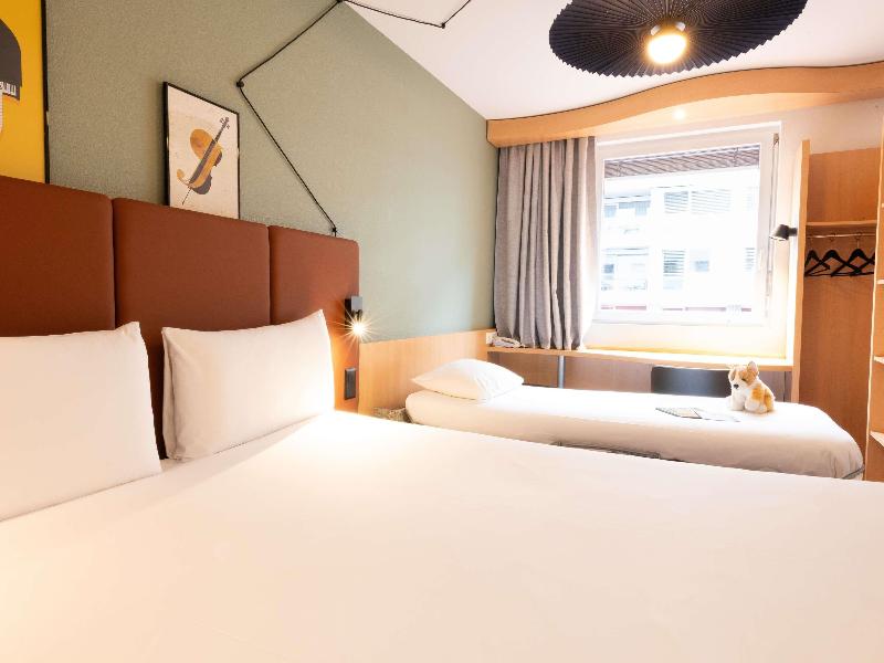 Ibis Genève Centre Nations image