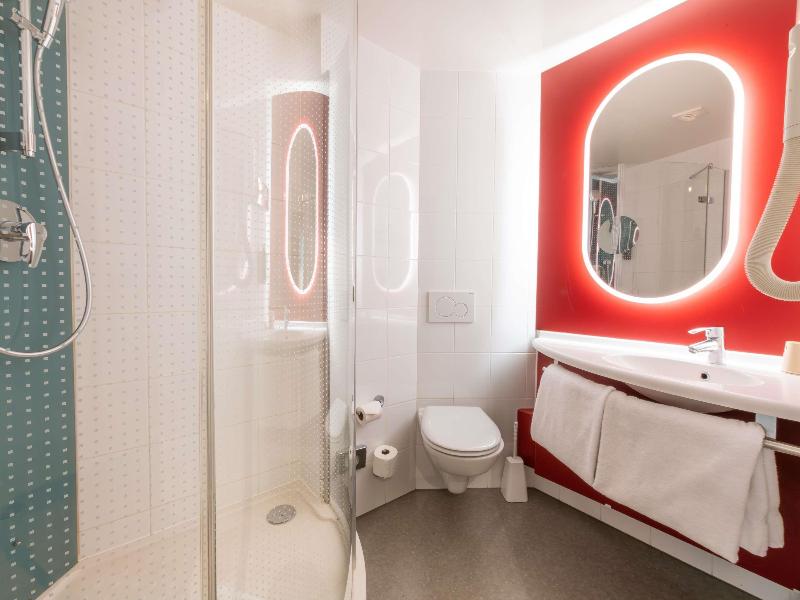 Ibis Genève Centre Nations image