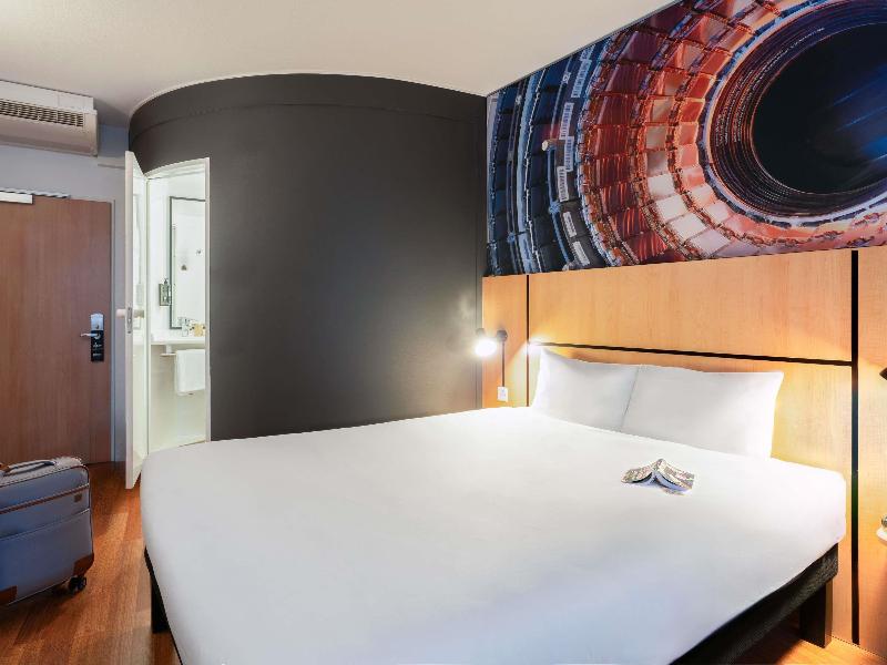 ibis Geneve Petit Lancy image