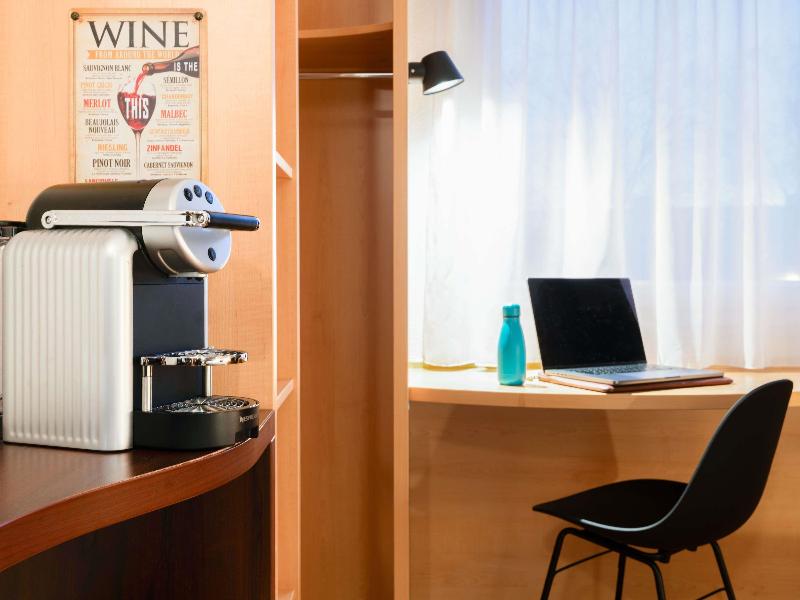 ibis Geneve Petit Lancy image