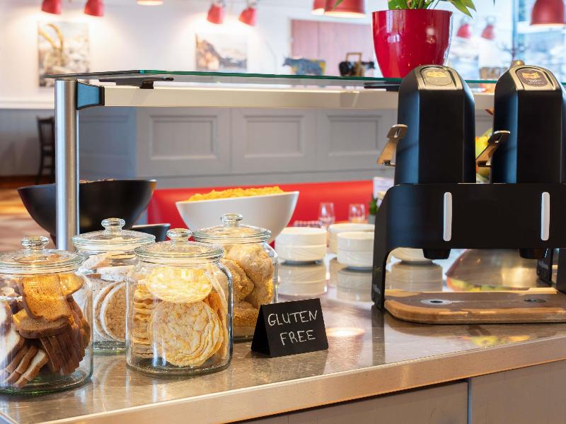 ibis budget Geneva Airport image