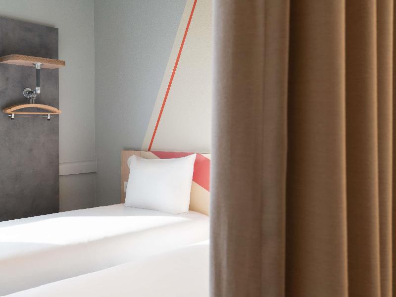 Ibis budget Genève Petit-Lancy image