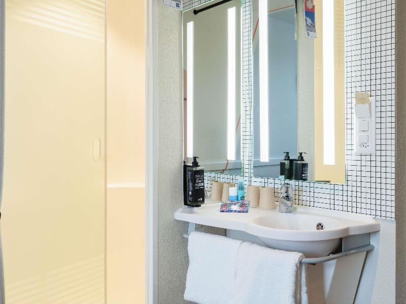 Ibis budget Genève Petit-Lancy image