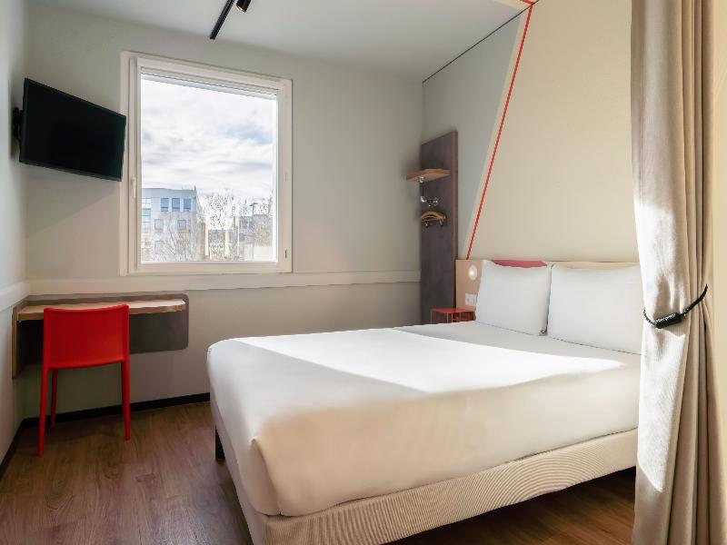 Ibis budget Geneve Petit-Lancy image